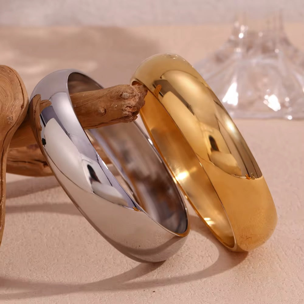 Small bangle